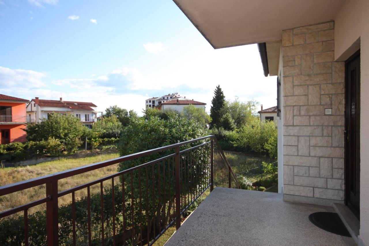 Apartments With A Parking Space Umag - 7057 외부 사진